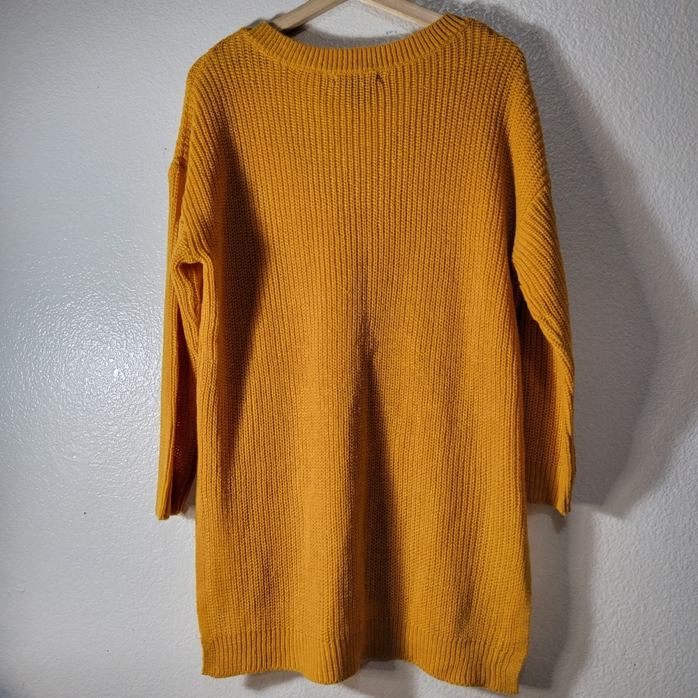 Trendy Threads Knit Tunic Sweater - Picture 3 of 4